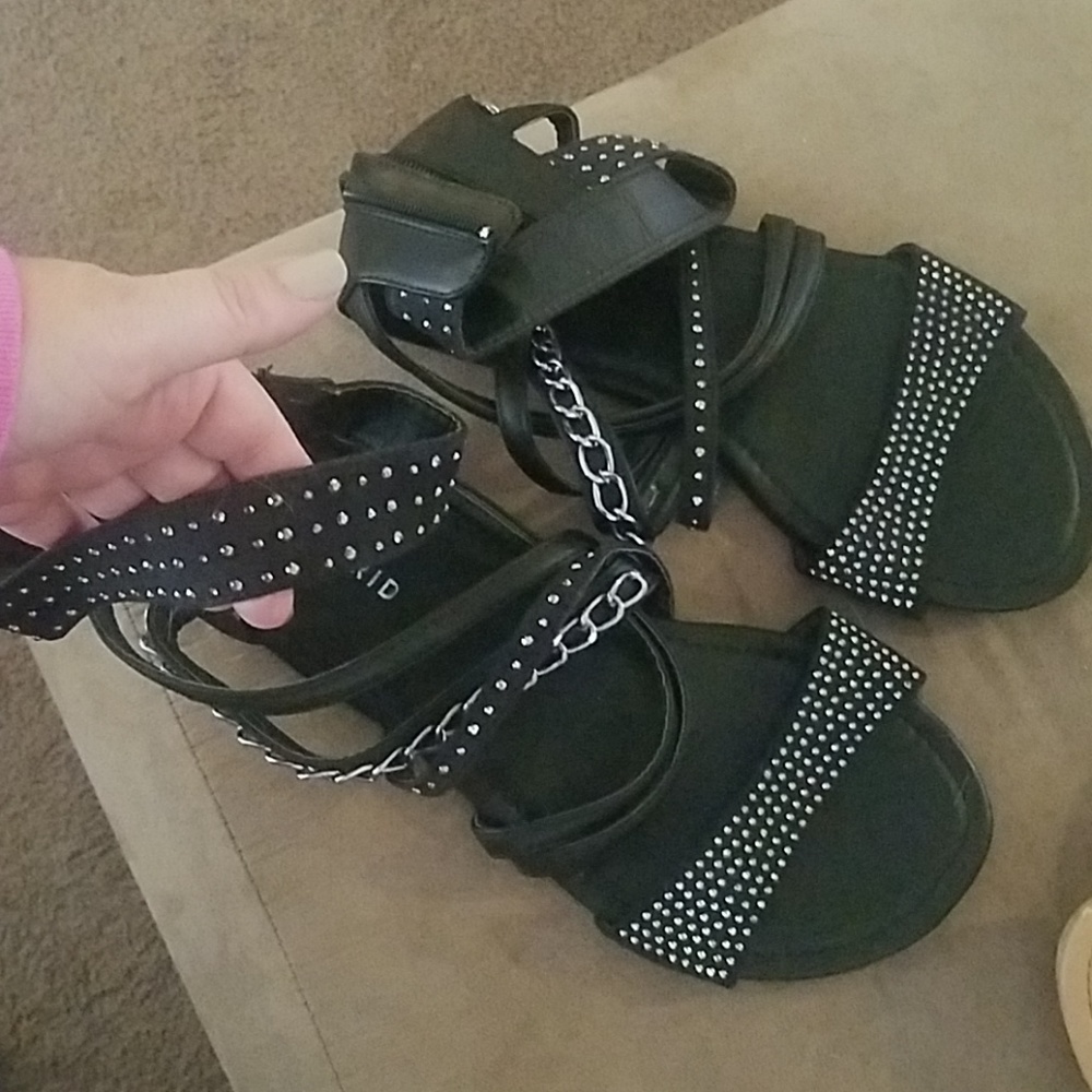 Sandal